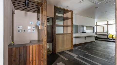 Niseko Realty Contemporary Kutchan Comm Bld 5