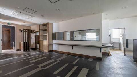 Niseko Realty Contemporary Kutchan Comm Bld 9