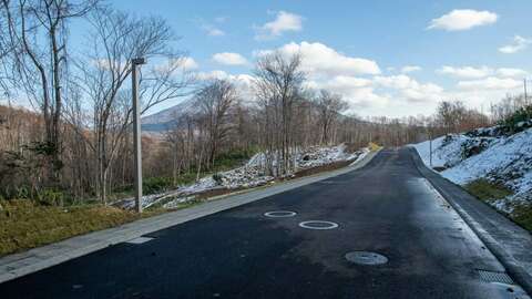 Niseko Realty Drift Land Onsen Yotei 1024x683