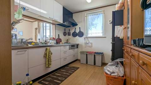 Niseko Realty Kutchan Spacious 6 Bedroom House 5