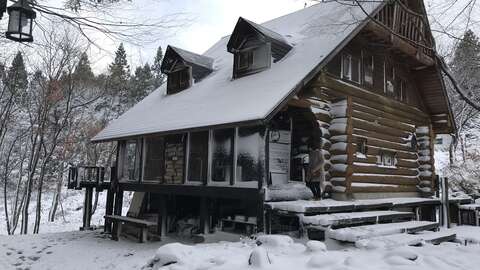 Niseko Realty Log House Hakuba Norikura 1