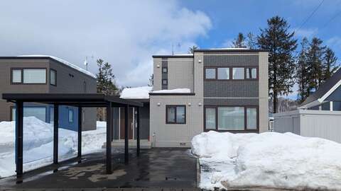 Niseko Realty Modern Kutchan Home 1