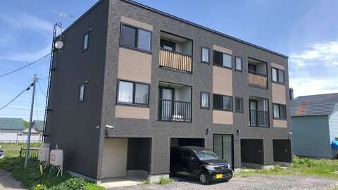 Niseko Realty Takasago Apartment Building 10