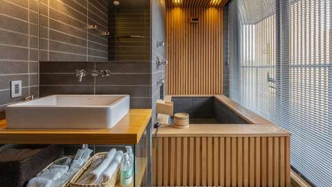 Niseko Realty Yasuragi West Two 6