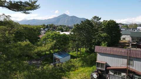 Niseko land drone 5 8m