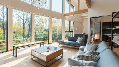 OR78 Shiroyama living room03 1920x1080