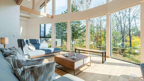 OR78 Shiroyama living room 1920x1080
