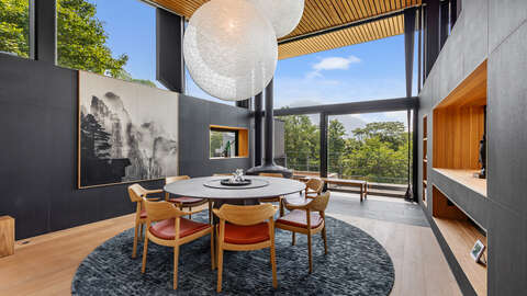 Raiko Place Dining Views