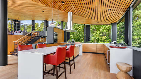 Raiko Place Kitchen 2