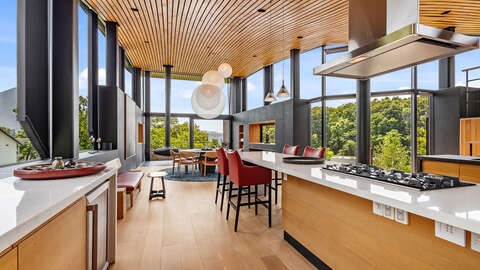 Raiko Place Kitchen Dining Views