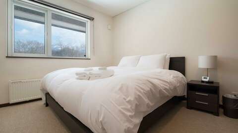 Rausudake Country Resort Niseko Bedroom Double 1920x1080