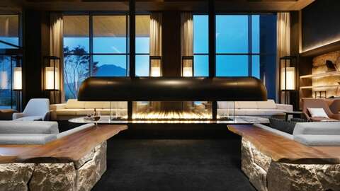 Setsu Niseko Lobby 2 2022 12 02 022314 vwls