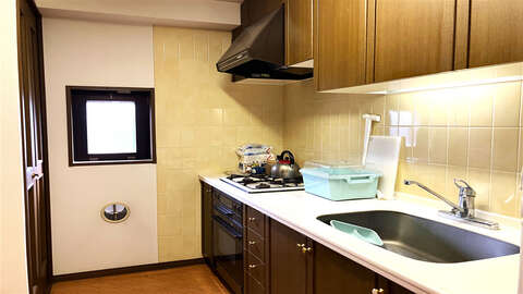 Spacious 3 BR Corner Condominium with Flexible13