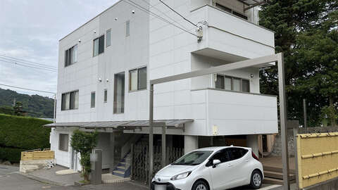 Spacious 4 BR Home16