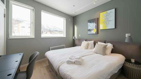 The Orchards Niseko Kaede Momiji Bedroom1