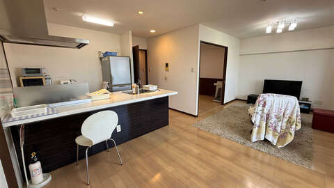 Top Floor 2 BR Apartment with Taketomi14