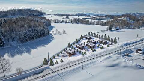 Aerial view Makkari cabins 2