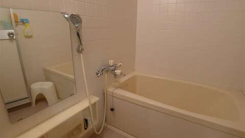 High rise condominium8