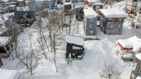 Lower hirafu house 04