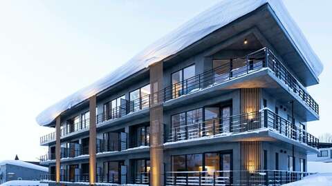 Shinka exterior day 01