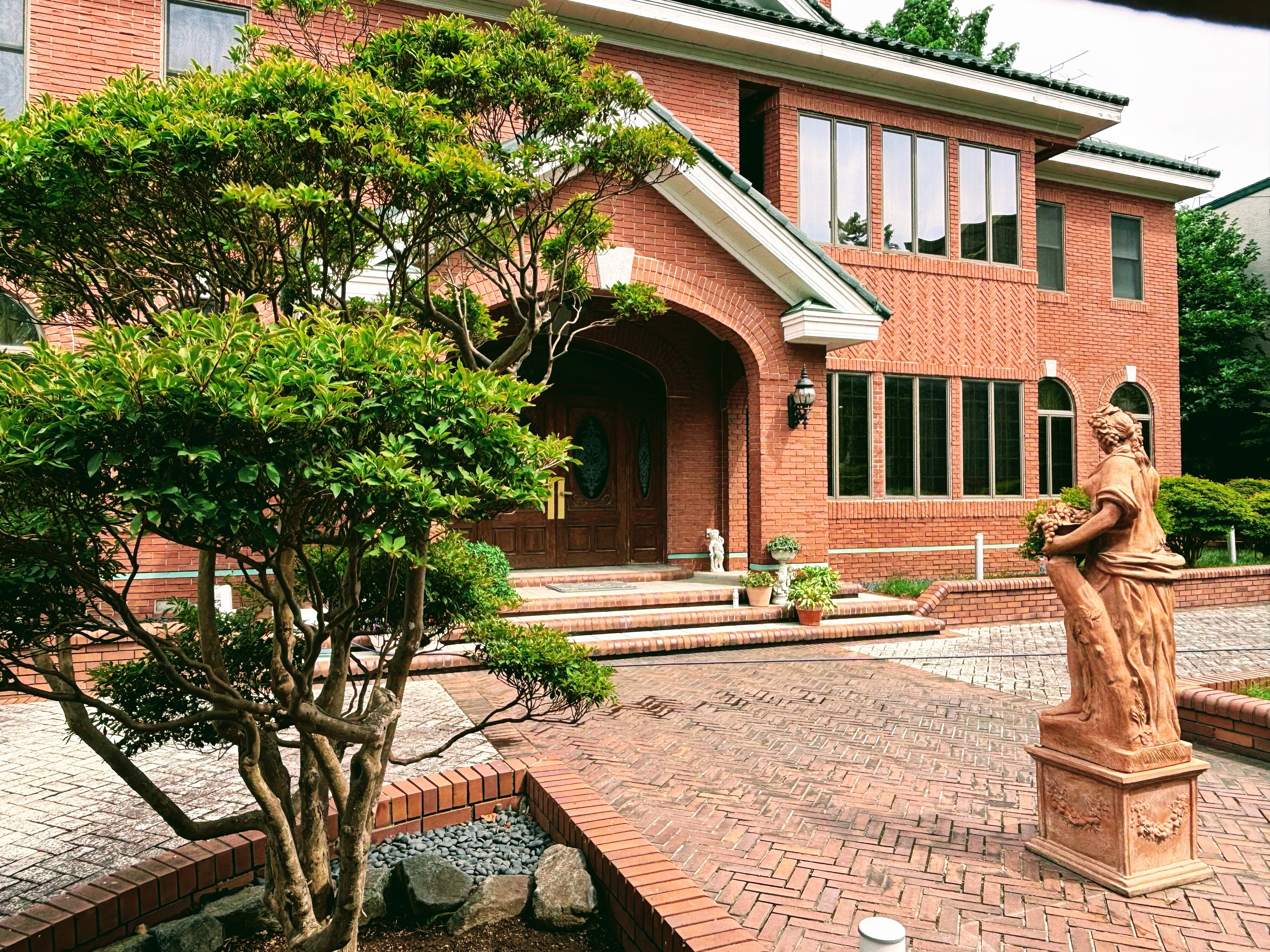 Sapporo Stately Residence